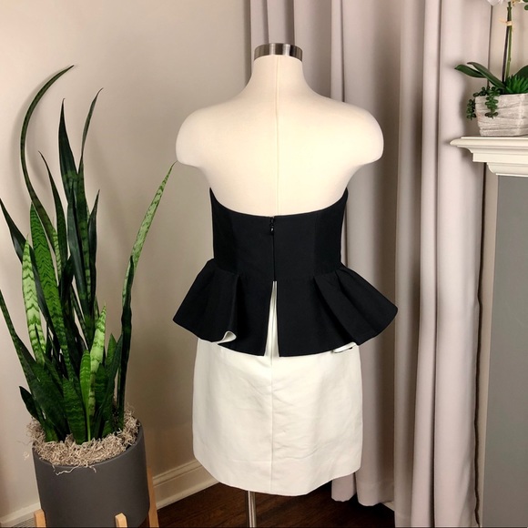 Halston Heritage Peplum Strapless Dress NWT - Picture 2 of 4